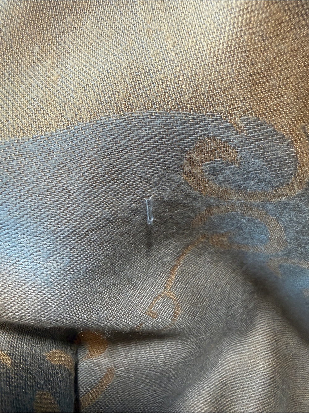 Gucci Cashmere & Silk Monogram Scarf soft dove gray & warm beige (sand/tan) - Picture 8 of 11